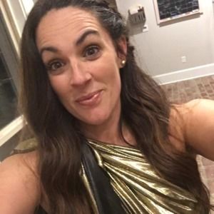 Meet your Posher, Courtney